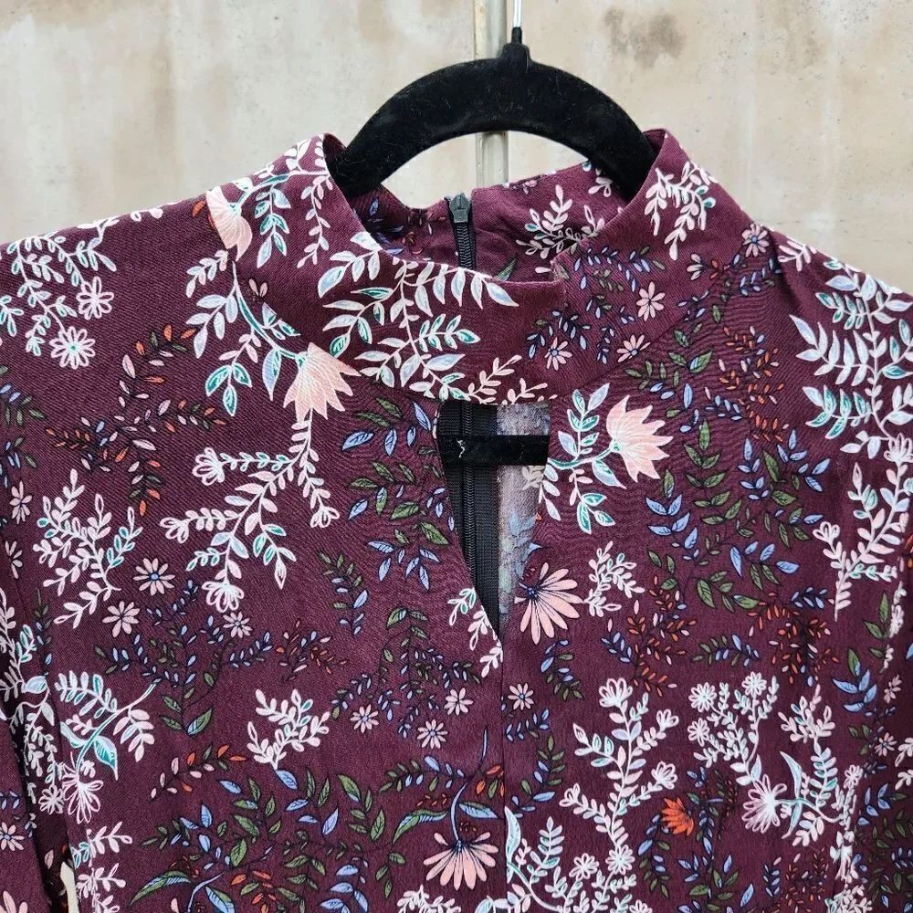Two arrows dark floral keyhole bell sleeve dress - Picture 8 of 8